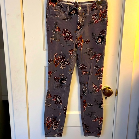 Pilcro Letterpress floral velvet cord high rise skinny pants - Picture 1 of 8